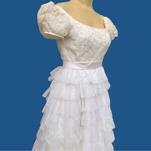 60s-70's Nadine Dress Womens Cream Formal Daisys Tiered Ruffle Prom/Wedding Sz 3